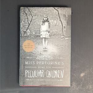 Miss Peregrine’s Home for Peculiar Children – Hardcover – Ransom Riggs